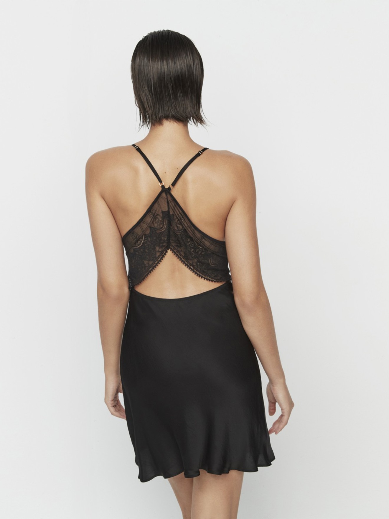 Camisola de Noite Acetinada Aurum