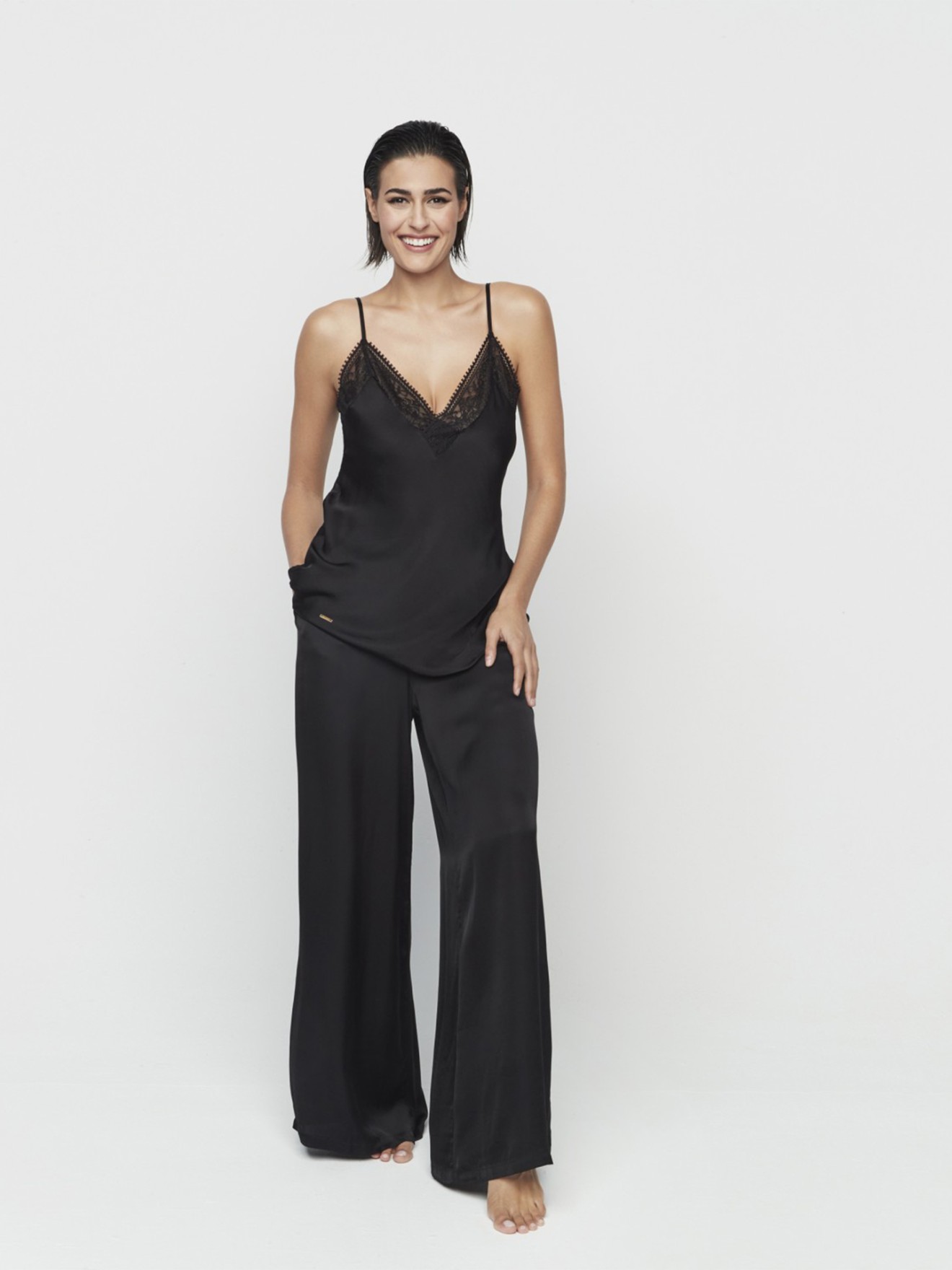 Pijama Acetinado com Renda Aurum