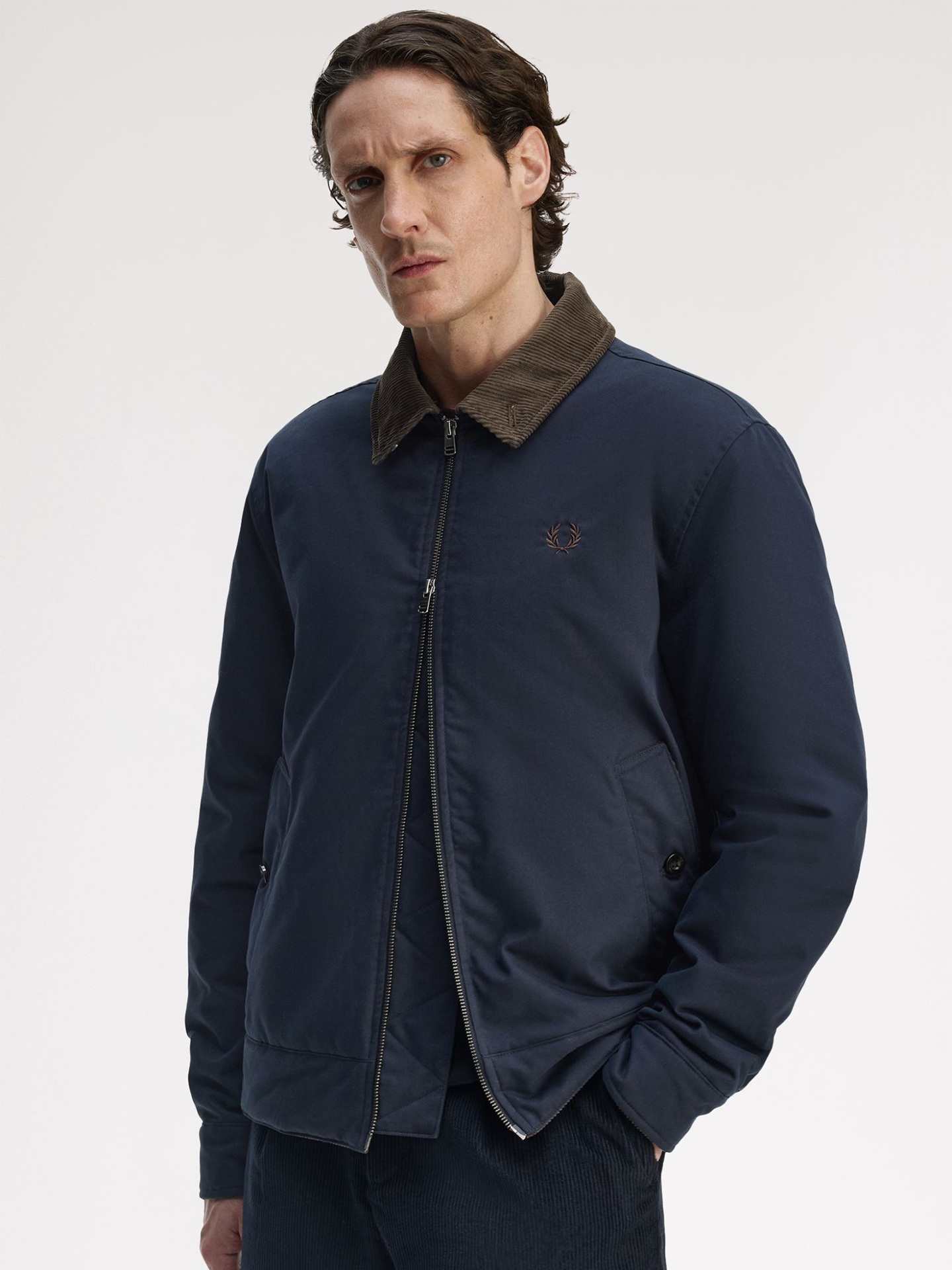 Blusão com Gola de Contraste J8535