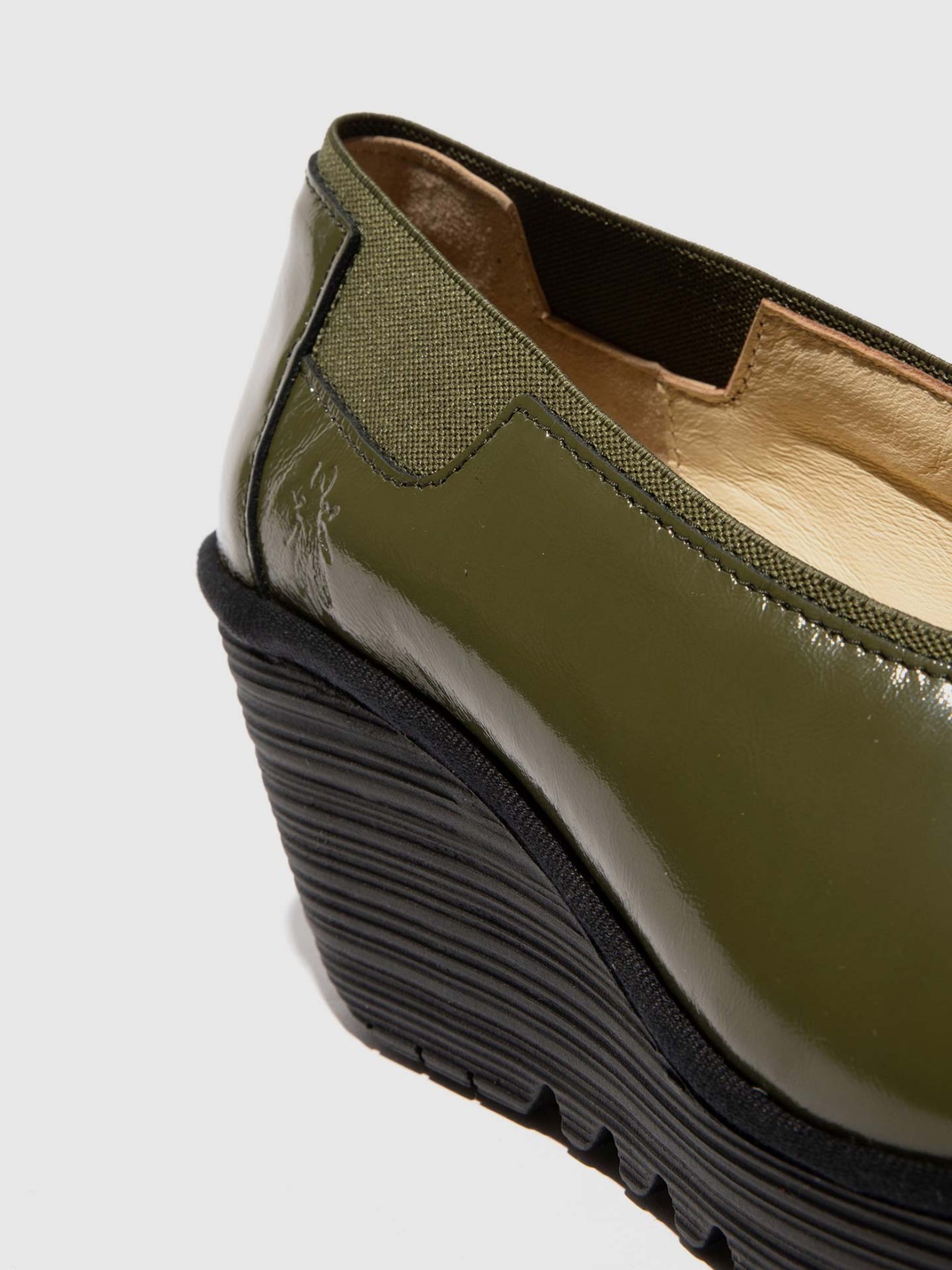 Sapatos de Cunha YOZA438FLY