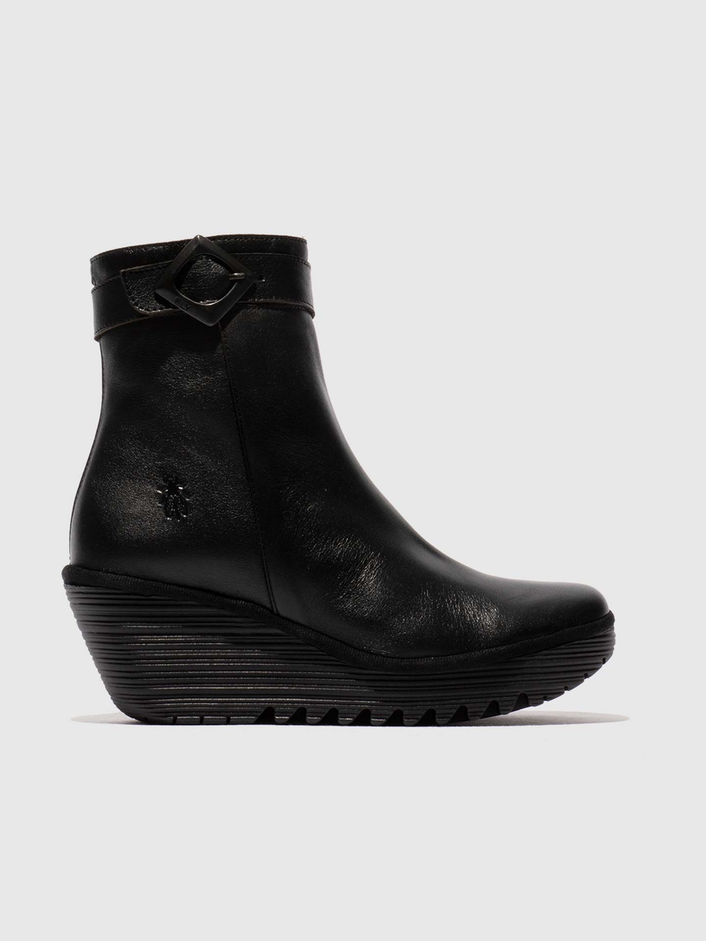 Botas de Cunha YUJI596FLY