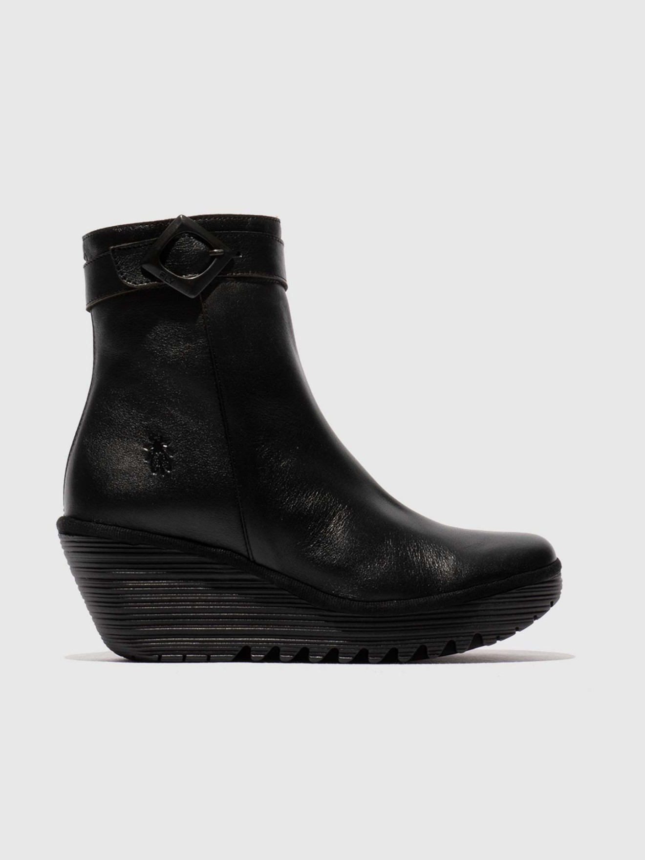 Botas de Cunha YUJI596FLY