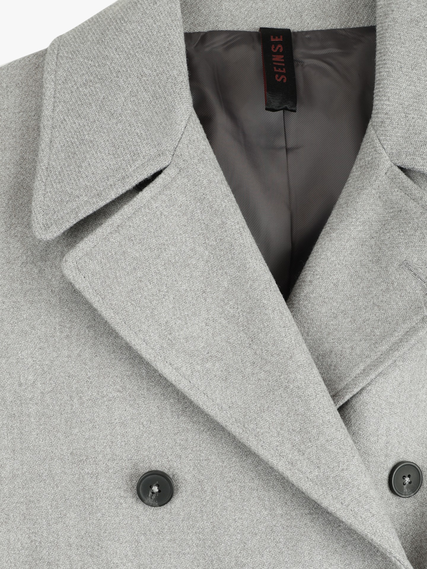 Casaco com Gola de Lapela