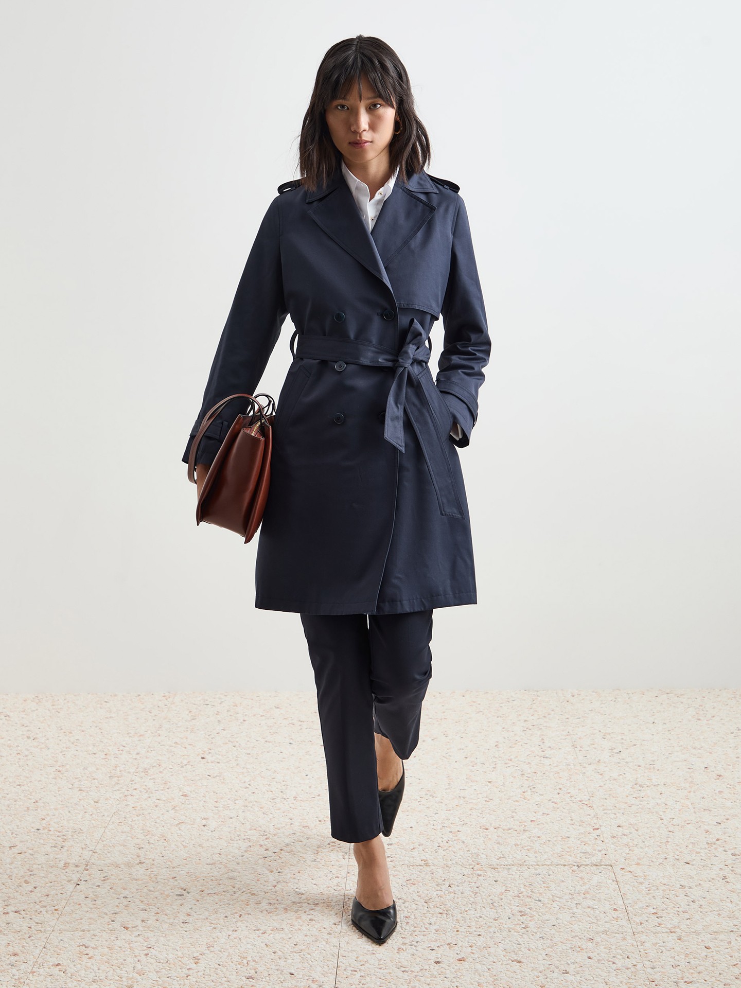 Gabardina Impermeável com Cinto Ajustável