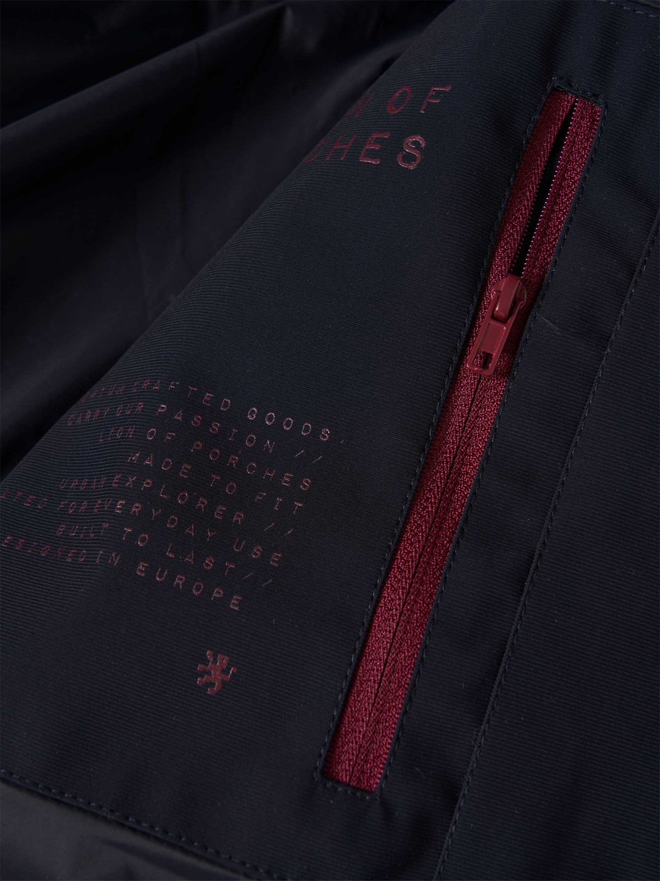 Bluso Acolchoado com Gola Subida