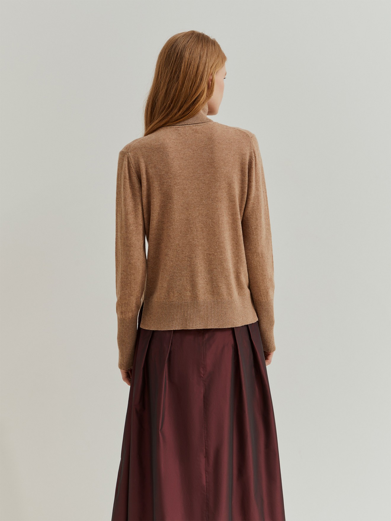 Camisola de Gola Alta em L