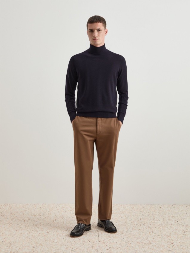 Camisola de Lã com Gola Alta