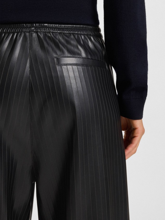 Calças Wide Leg com Riscas