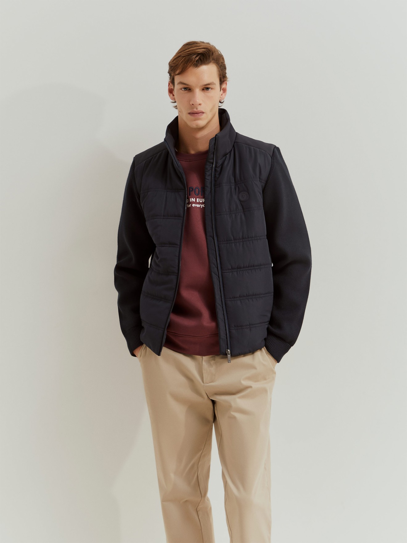 Blusão Combinado com Mangas em Malha