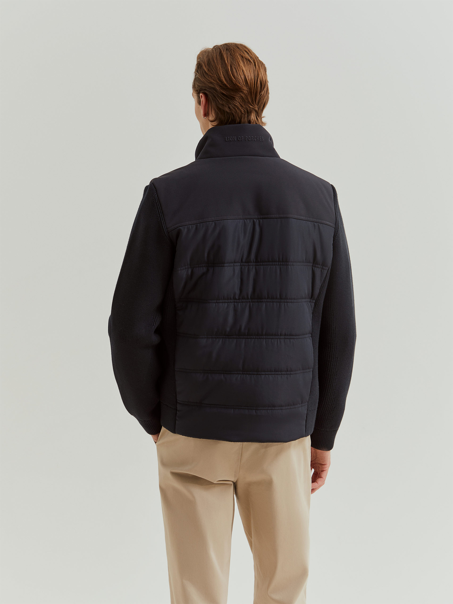 Blusão Combinado com Mangas em Malha