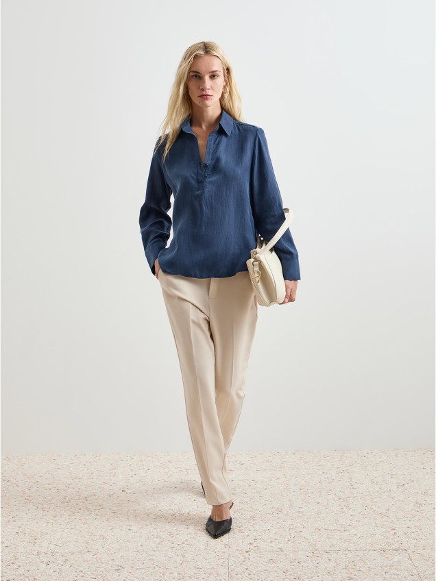 Blusa com Decote em V