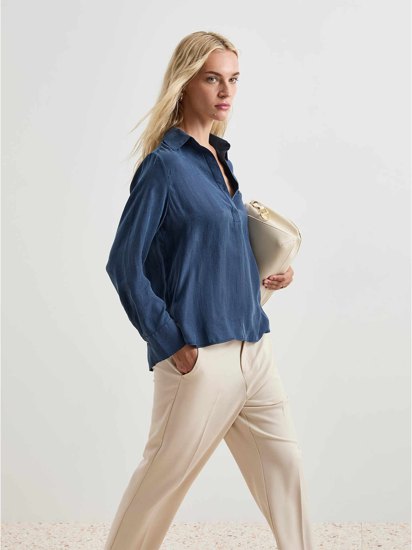 Blusa com Decote em V