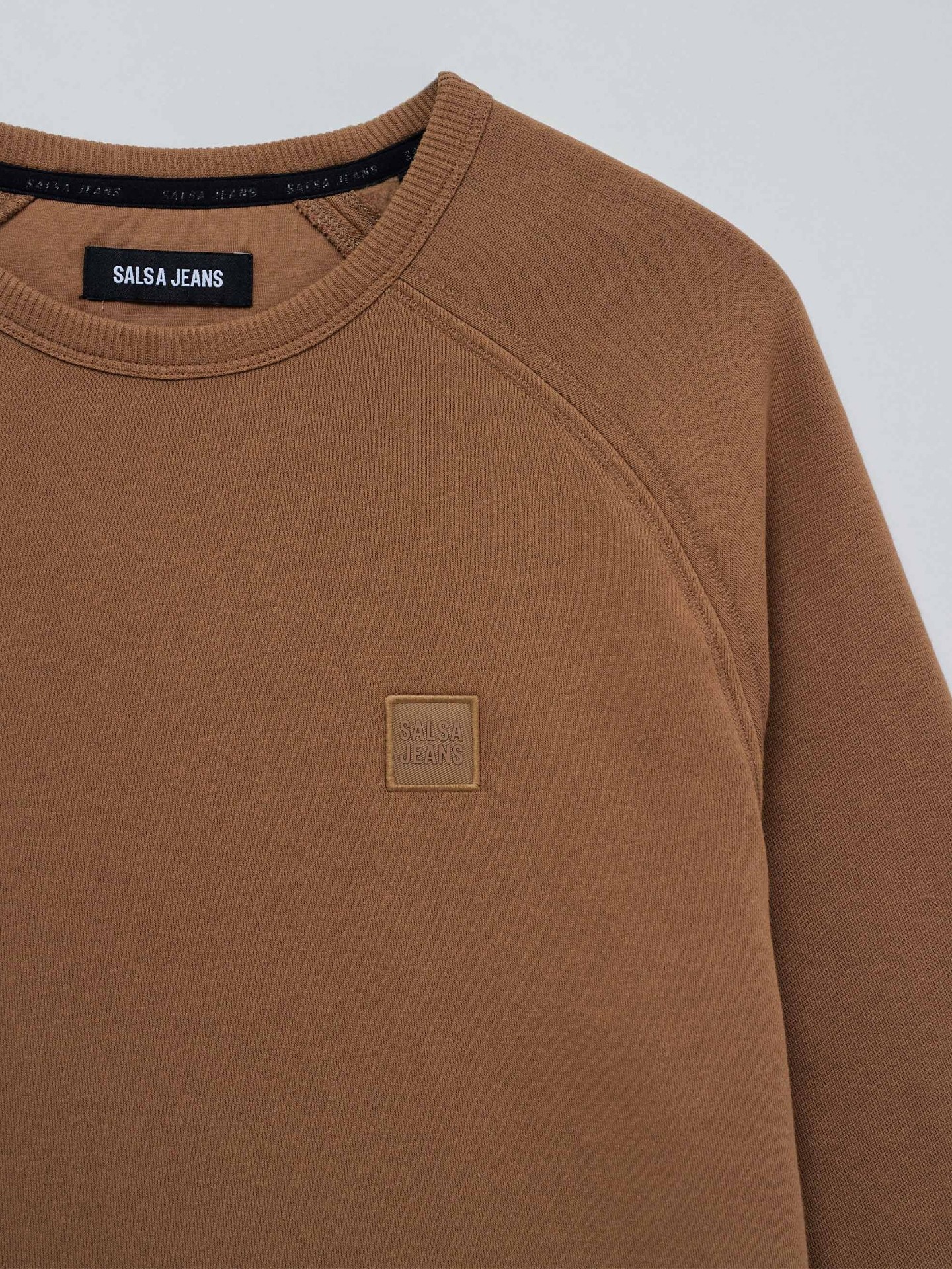 Sweatshirt com Gola Redonda