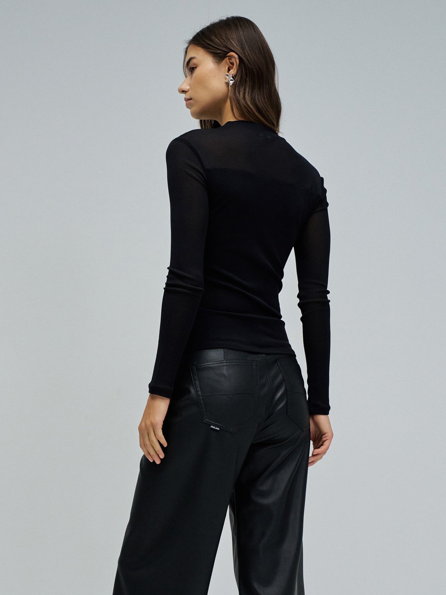 Camisola de Gola Alta com Tule