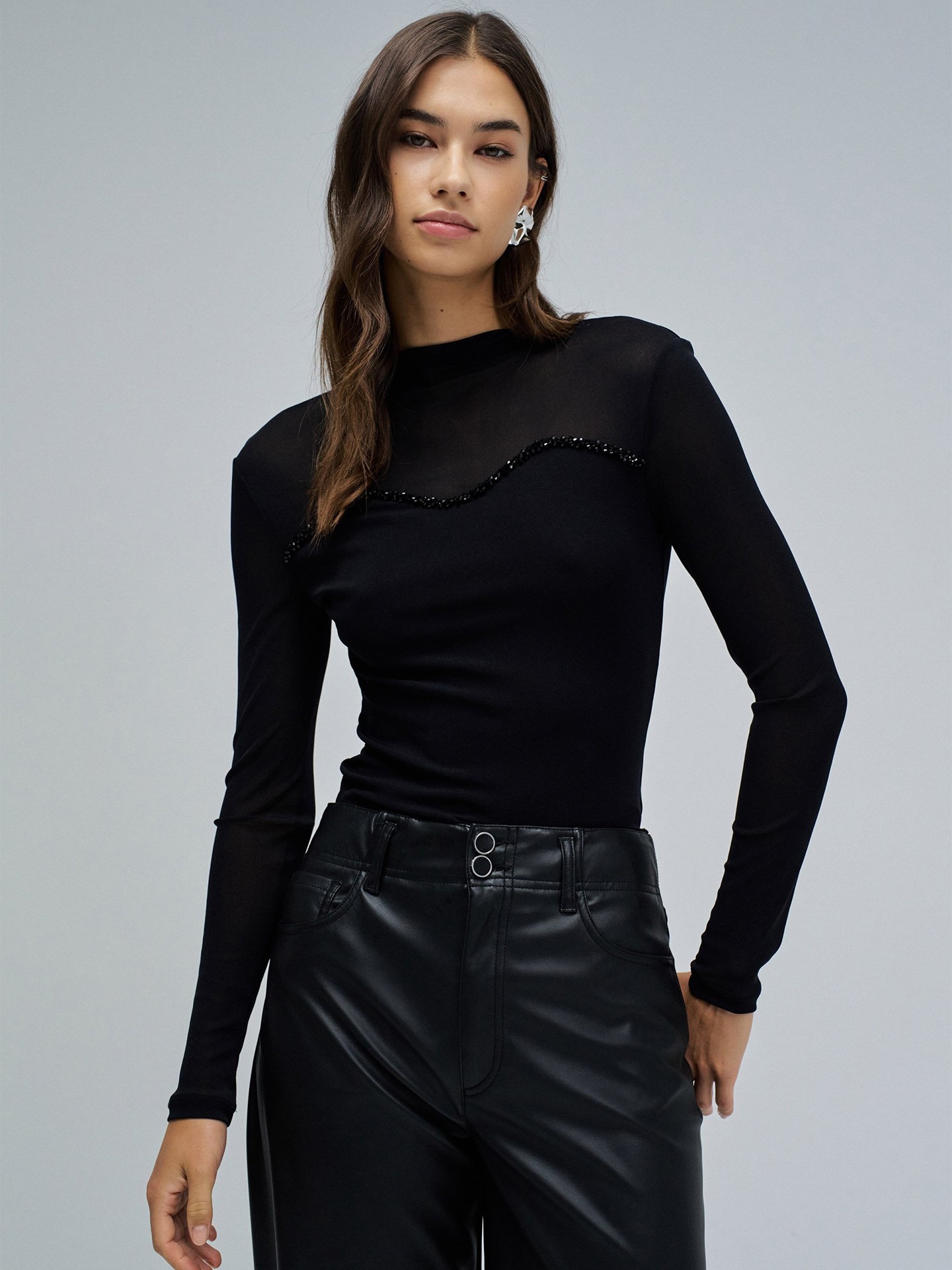 Camisola de Gola Alta com Tule