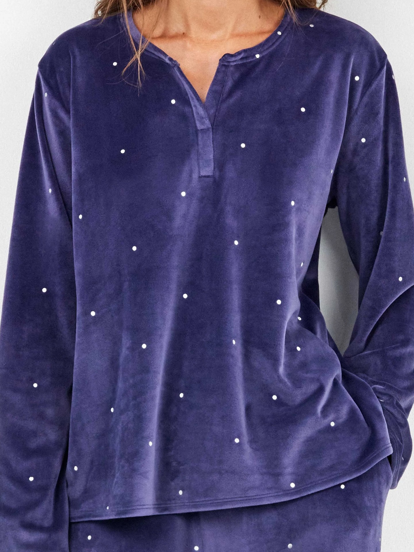 Pijama de Malha Polar Elástica com Padrão