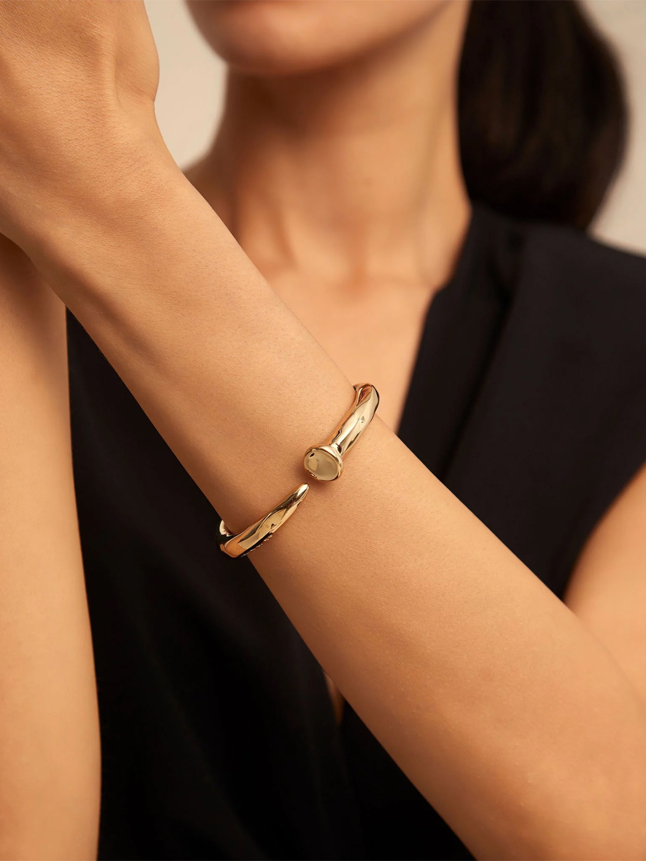 Bracelete Rgida Forma de Prego