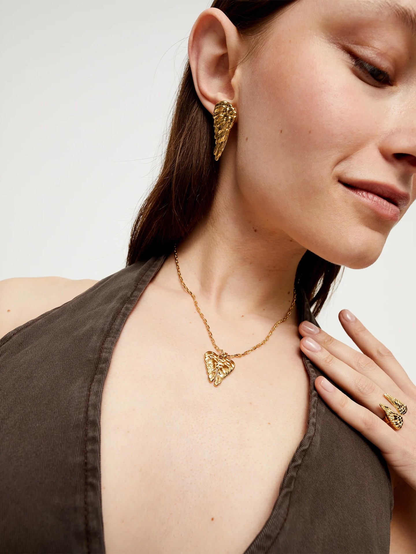 Colar com Pendente de Asas