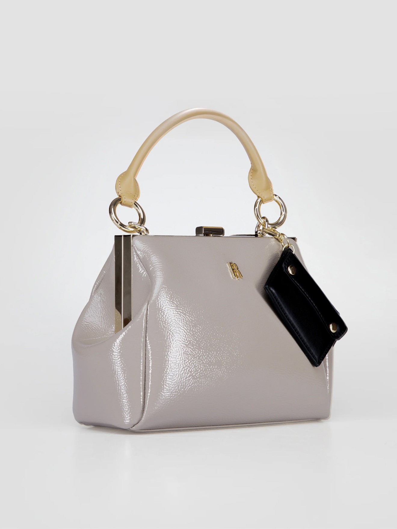 Mala de Mo Estruturada em Efeito Verniz