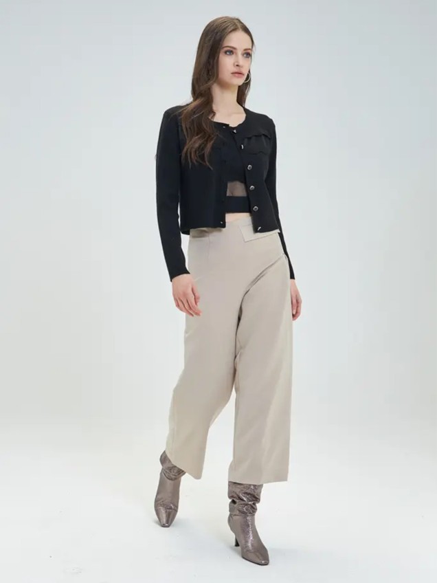 Casaco de Malha com Gola Ondulada e Inserções em Tule