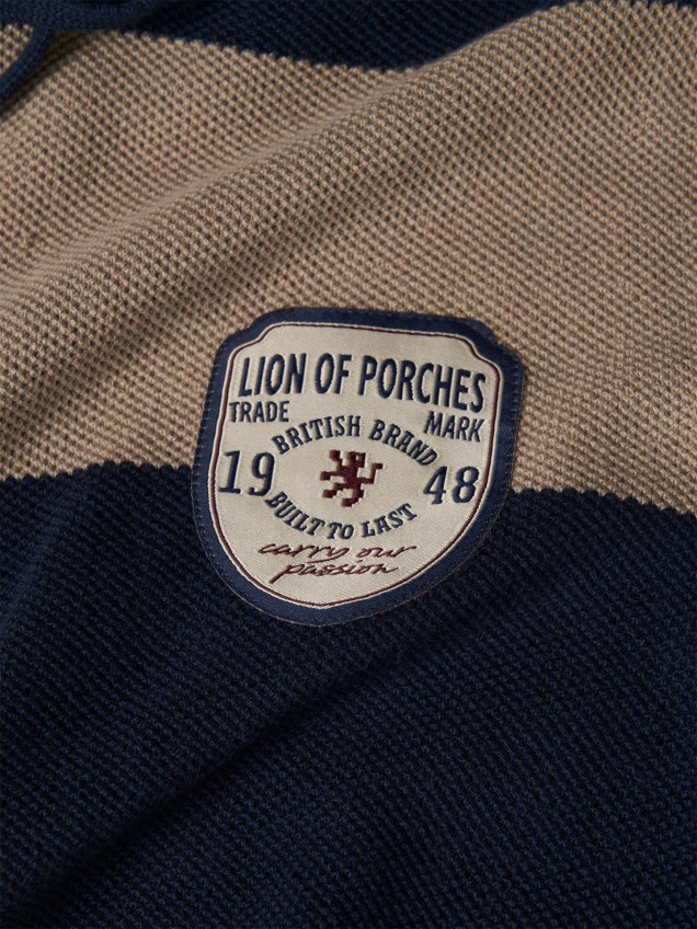 Camisola de Malha com Capuz