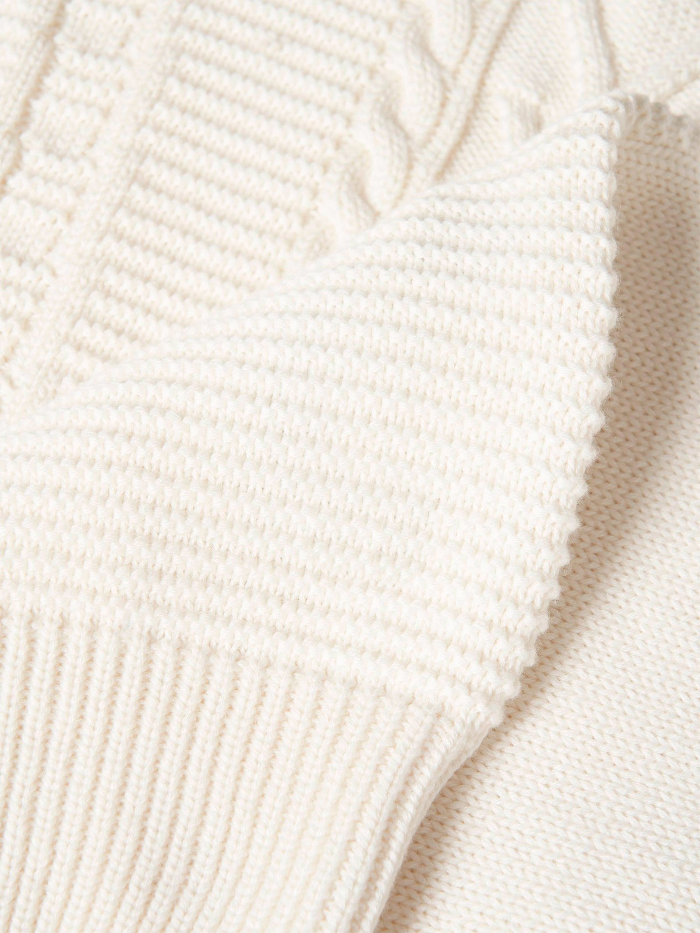 Camisola de Gola Alta em Malha Entrançada