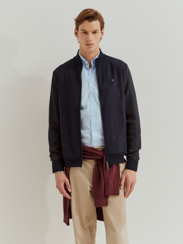 Casaco Combinado de Gola Alta