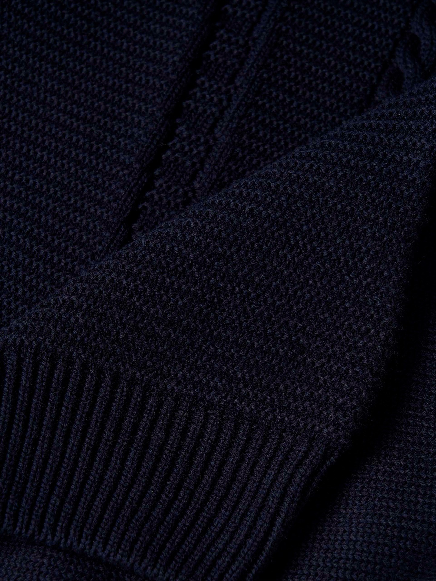 Camisola de Gola Alta em Malha Entrançada