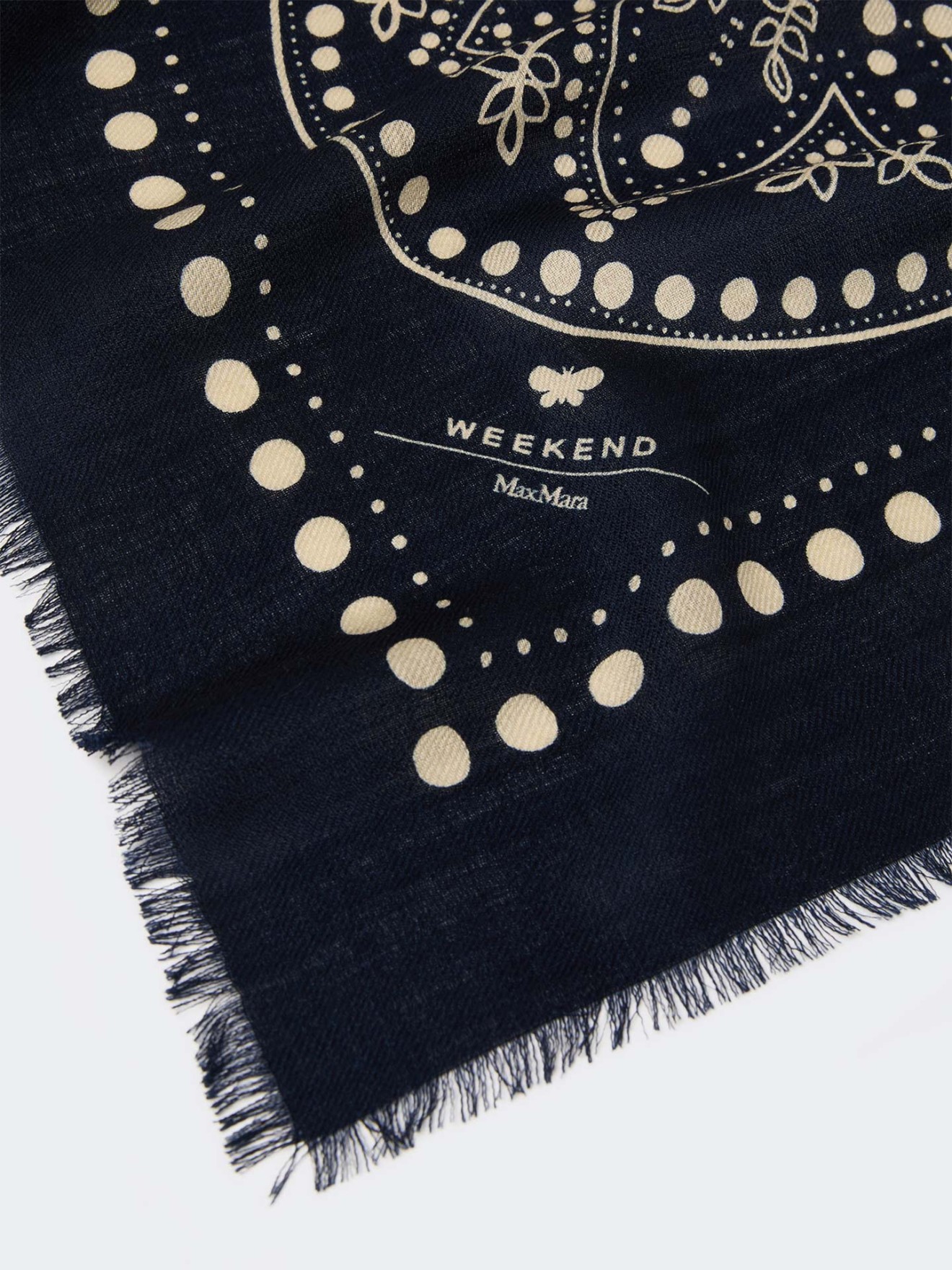 Estola Quadrada WKAEDUCATA