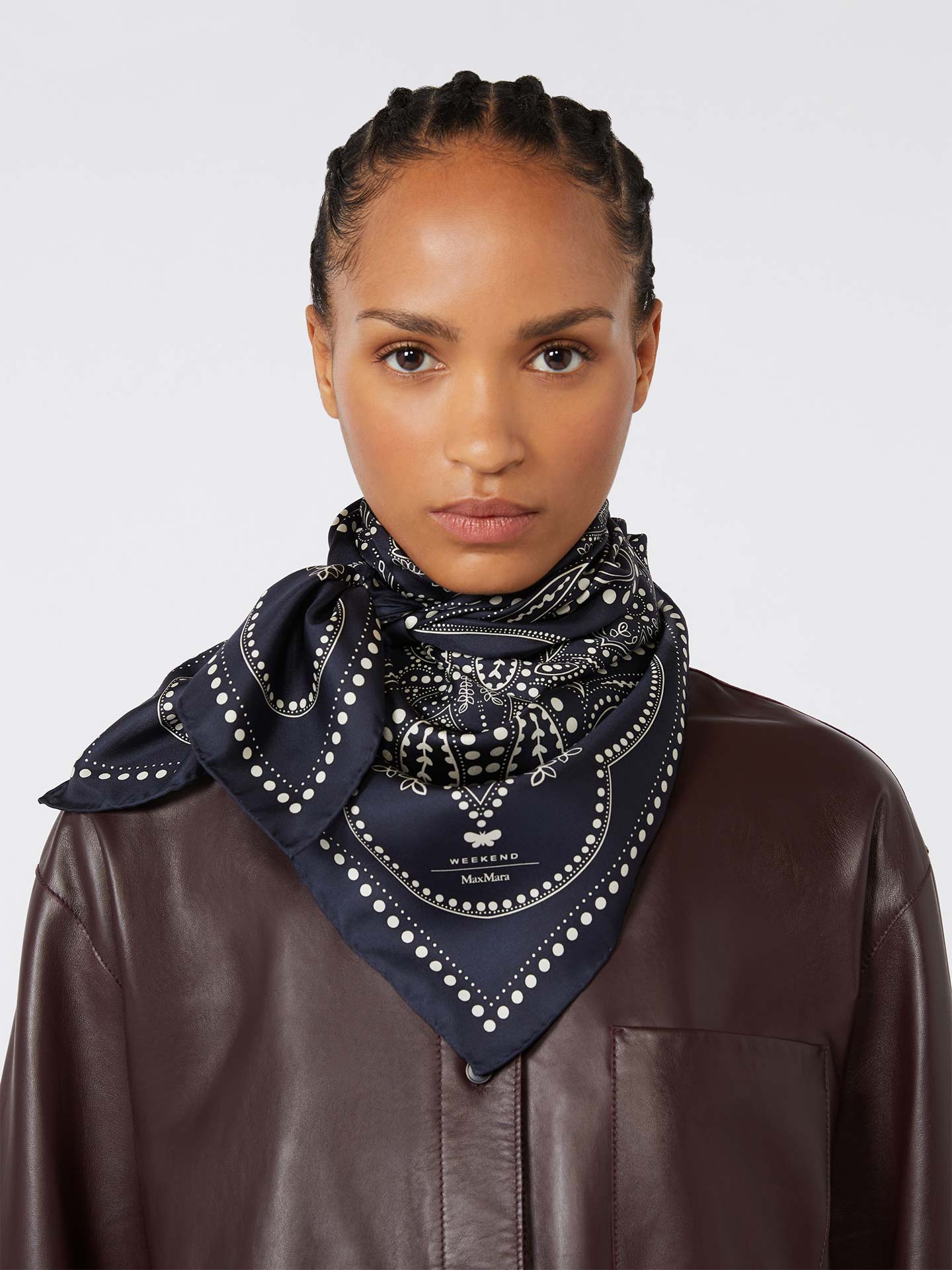 Lenço Quadrado WKAONESTO