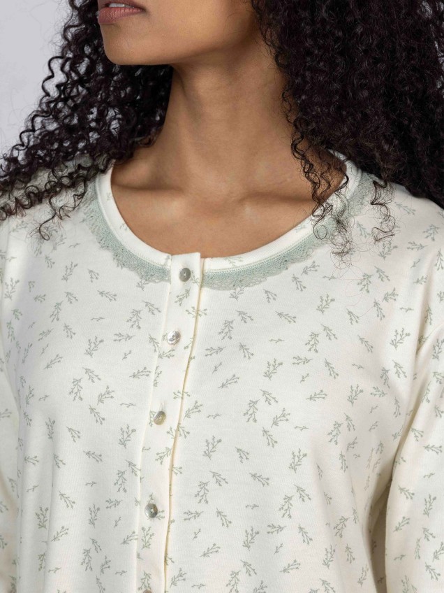 Camisa com Padrão Floral e Renda