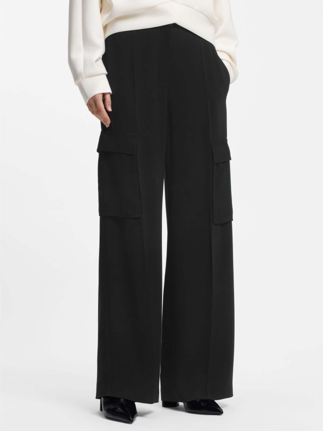 Cal�as Cargo de Corte Reto