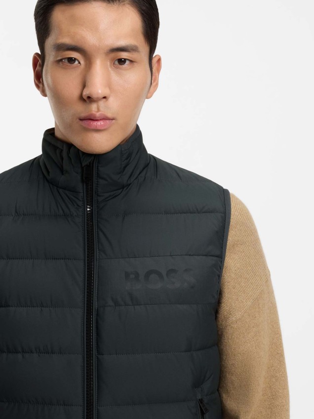 Colete Acolchoado com Gola Subida