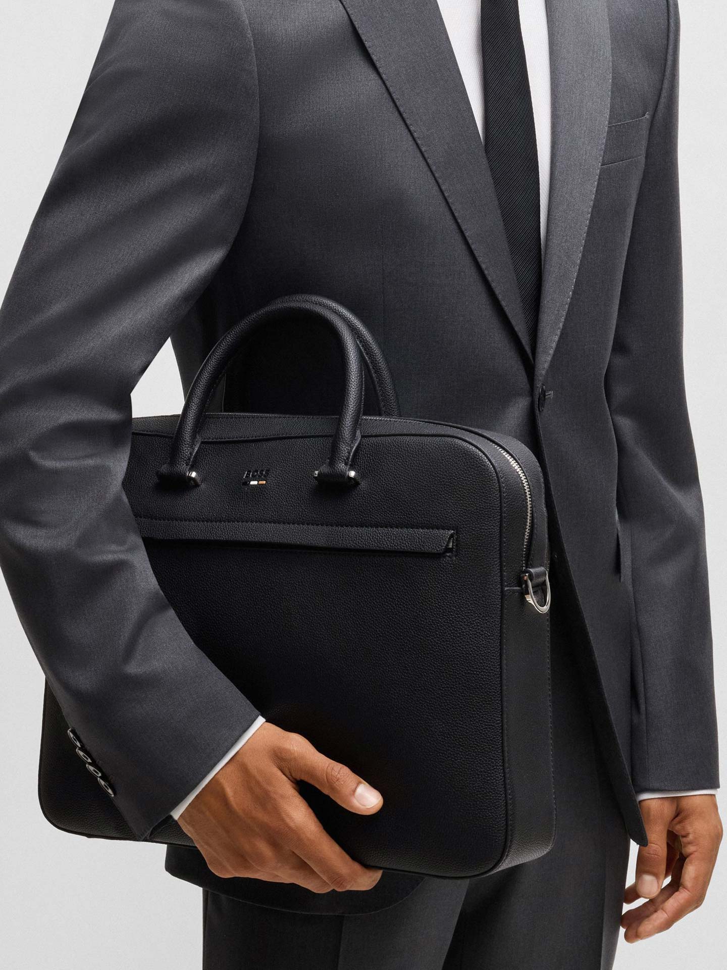 Pasta em Tecido Sintético Granulado