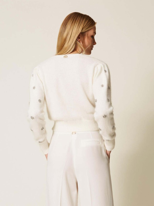 Casaco de Malha com Flores de Strass