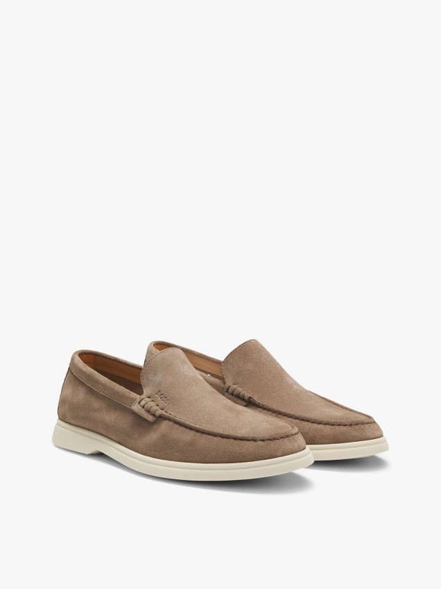 Loafers em Camurça