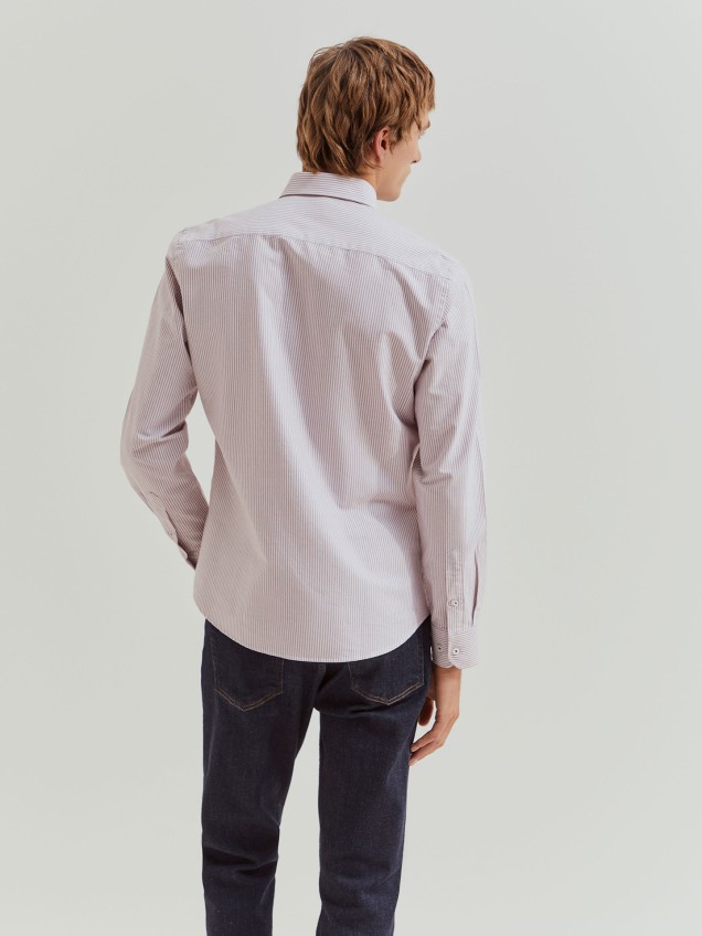 Camisa às Riscas Slim Fit