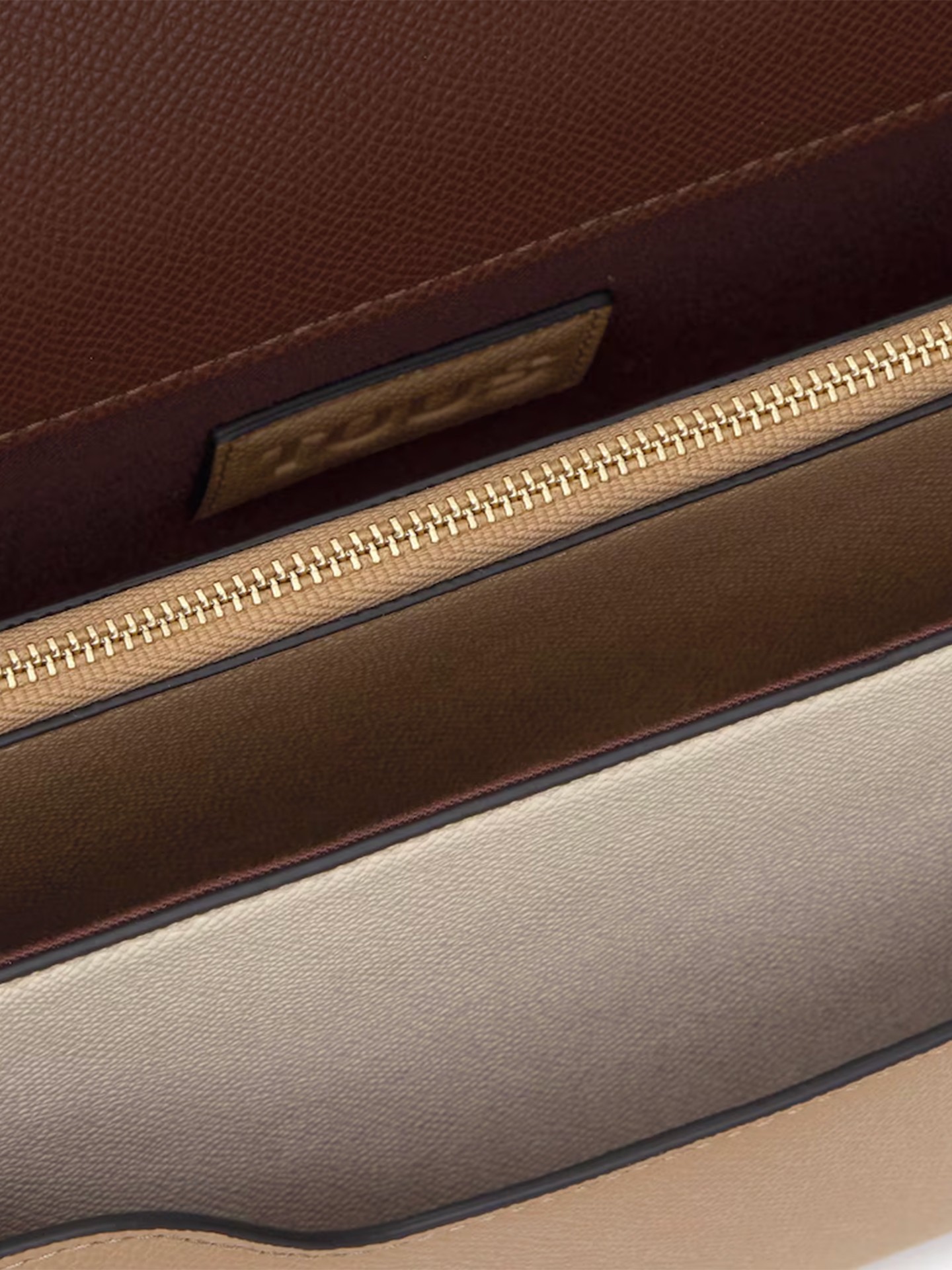 Mala de Ombro Audree Saffiano