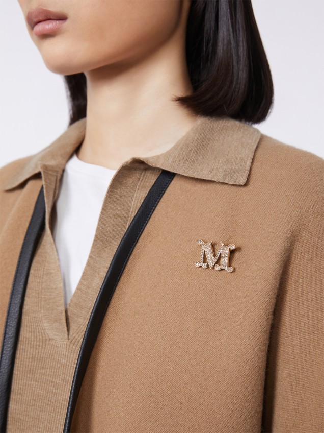 Alfinete Monograma M com Strass MXAFACELLA