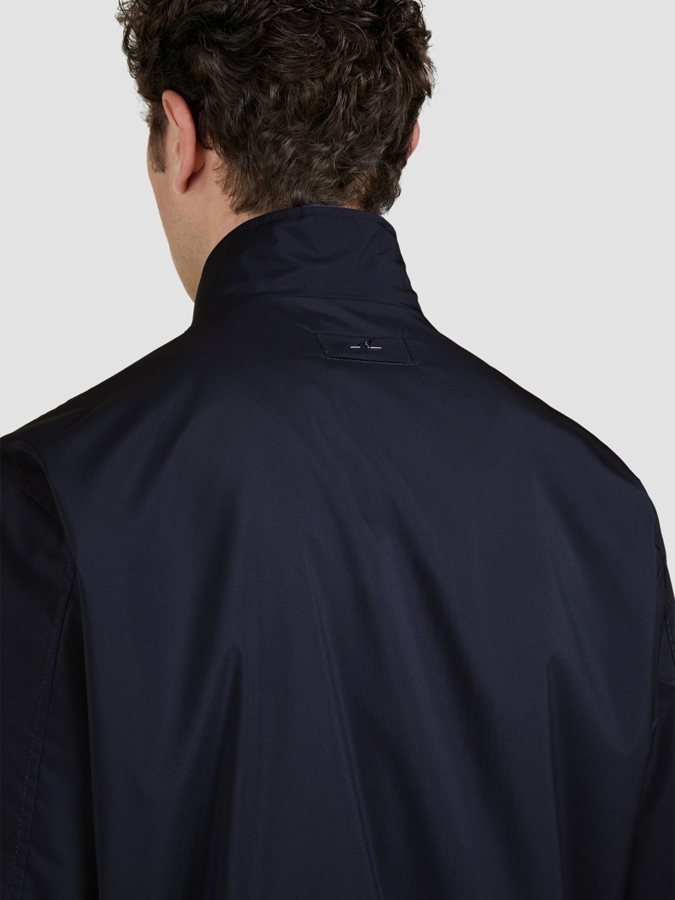 Casaco Typhoon Platinum