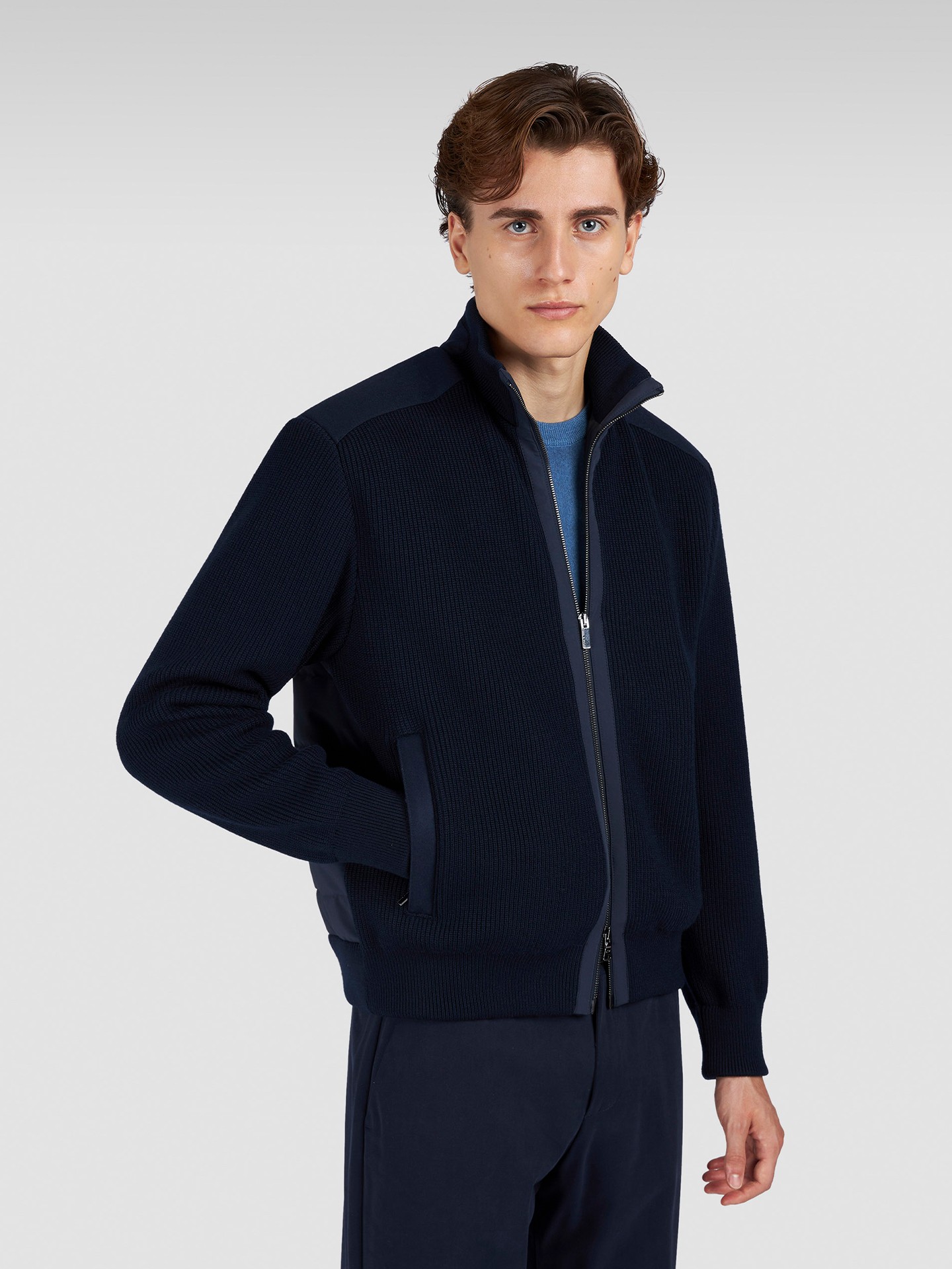 Blusão de Malha com Gola Alta