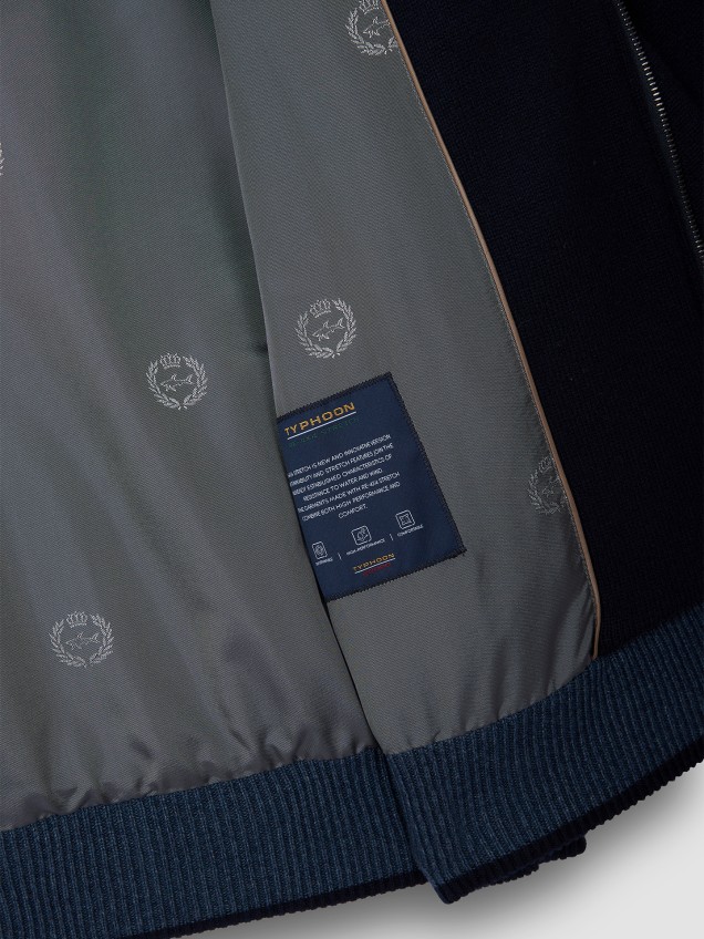 Blusão Combinado com Gola Alta