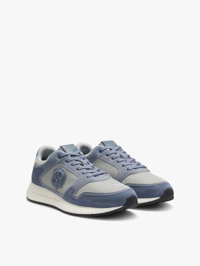 Sapatilhas em Camurça e Malha Respirável