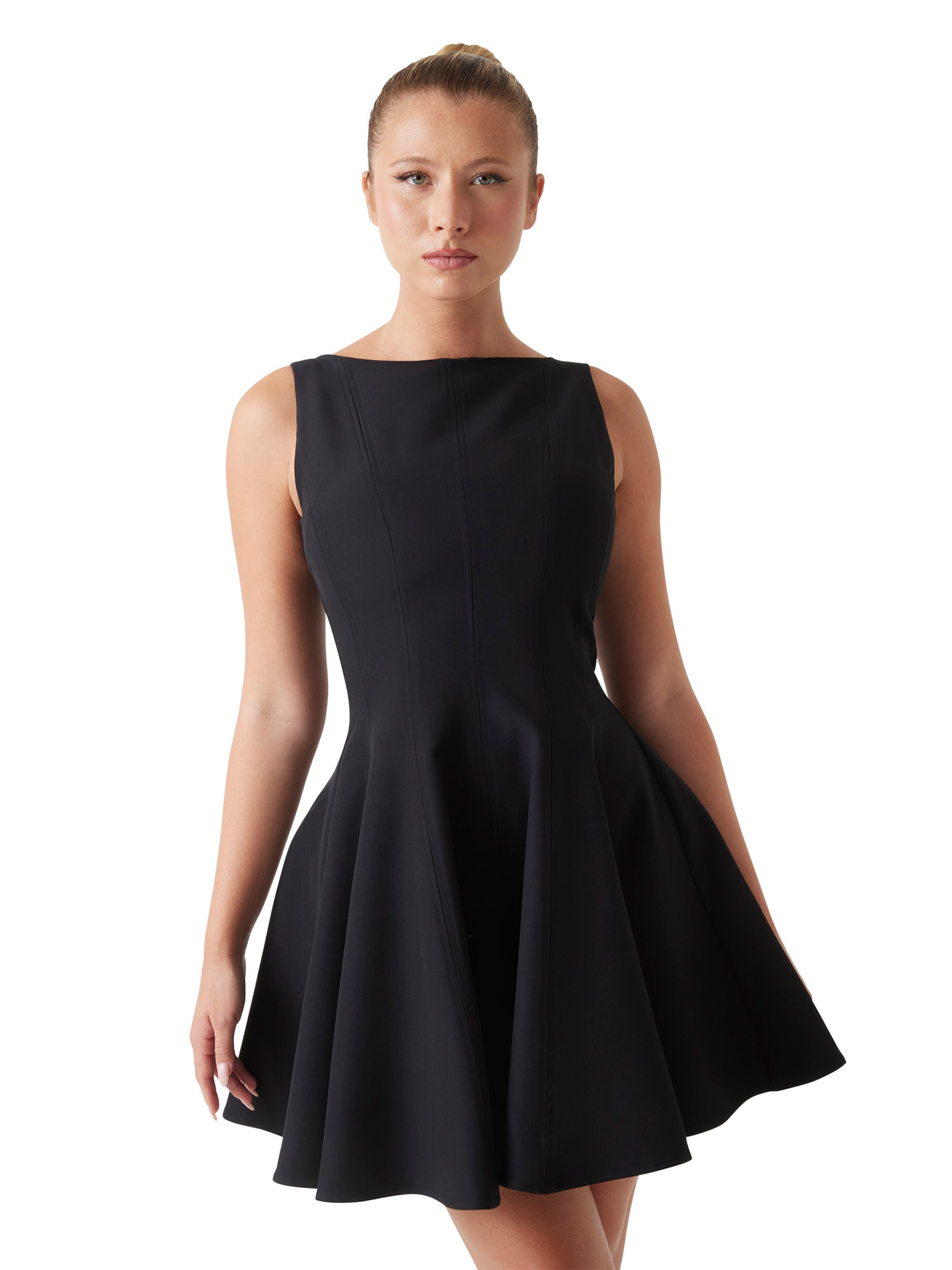 Vestido Curto Evasé Dafne