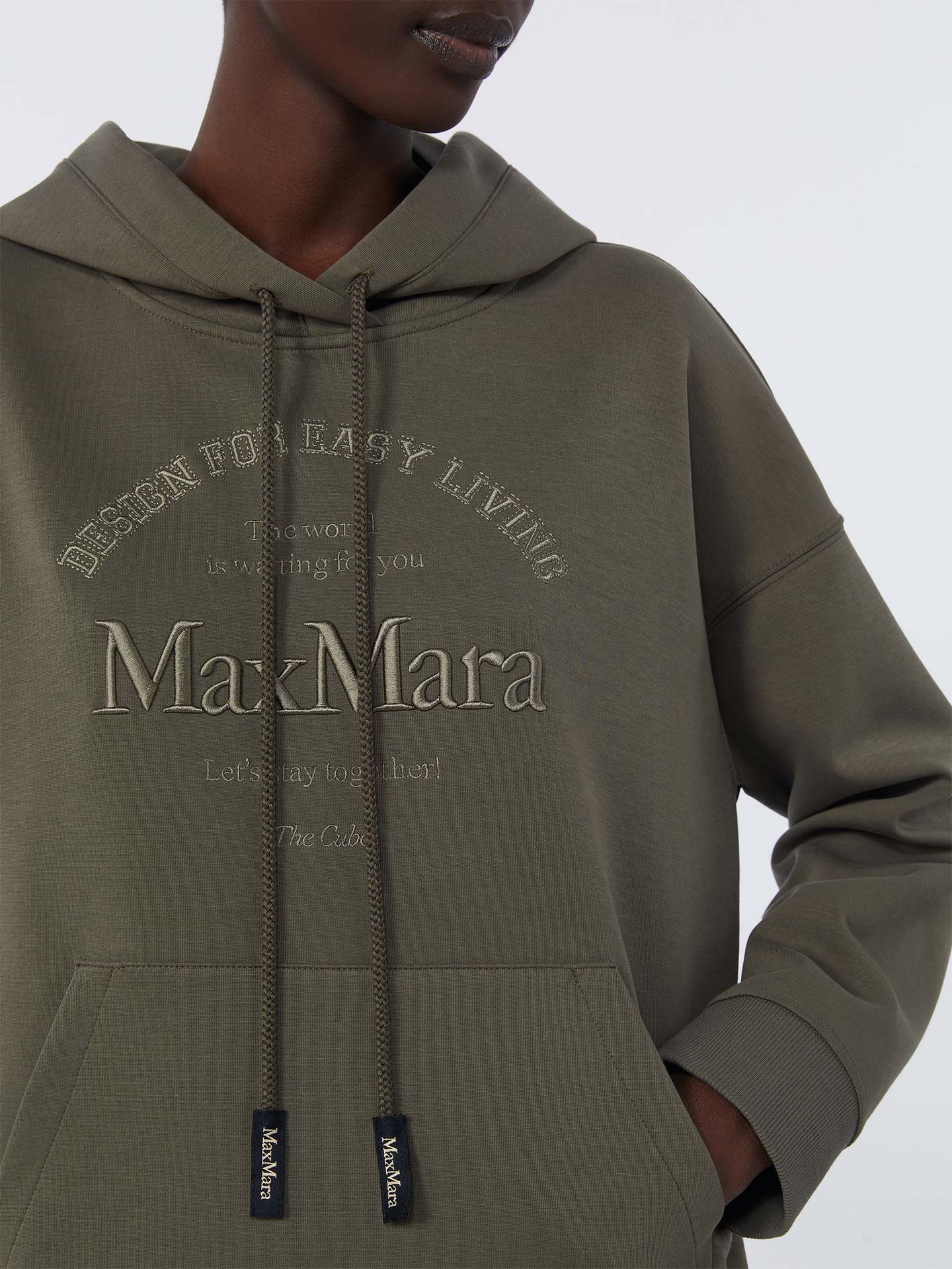 Sweatshirt com Capuz SMMANDREA