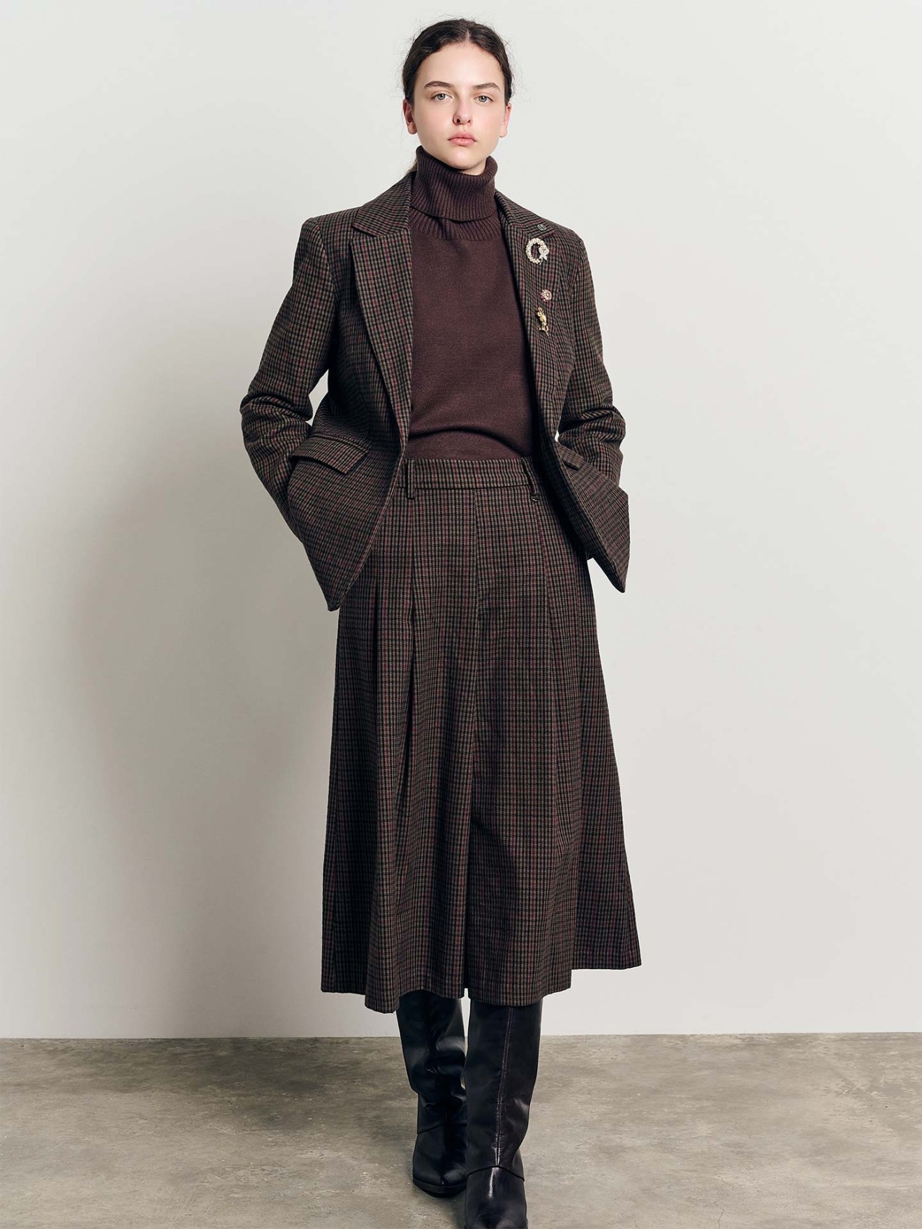 Calças Culotte com Pregas e Padrão Xadrez