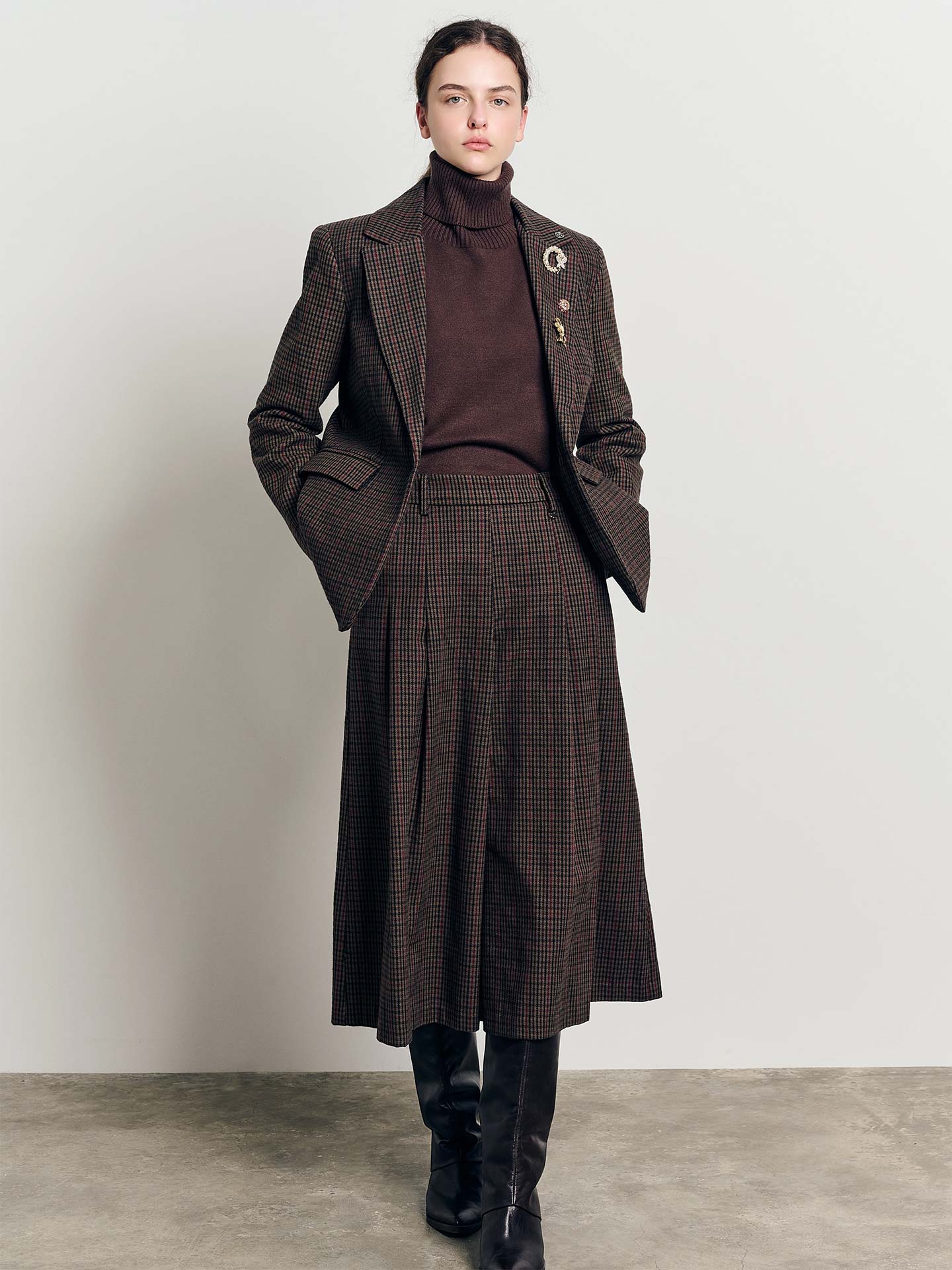 Calças Culotte com Pregas e Padrão Xadrez