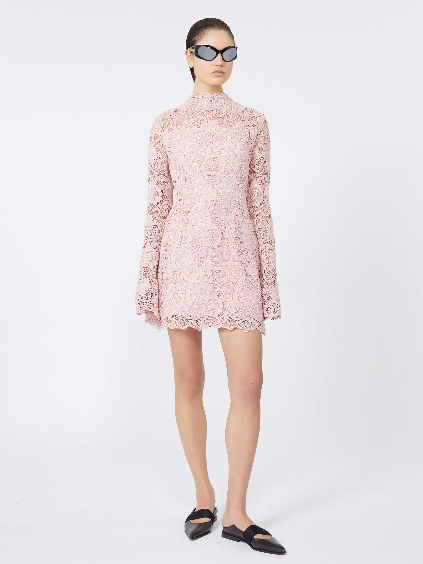 Vestido Curto de Macramé Floral TEFRITE05