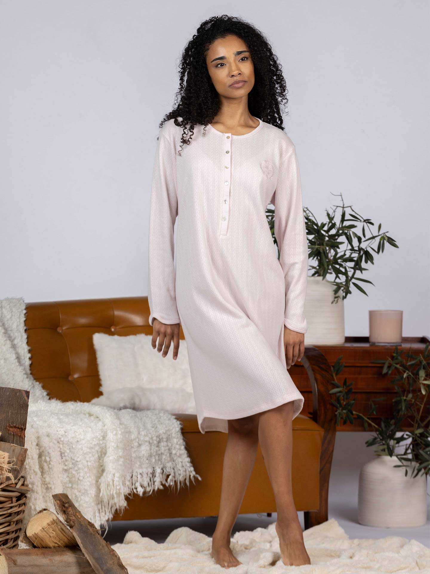 Camisa de Noite de Manga Comprida com Gola de Botões