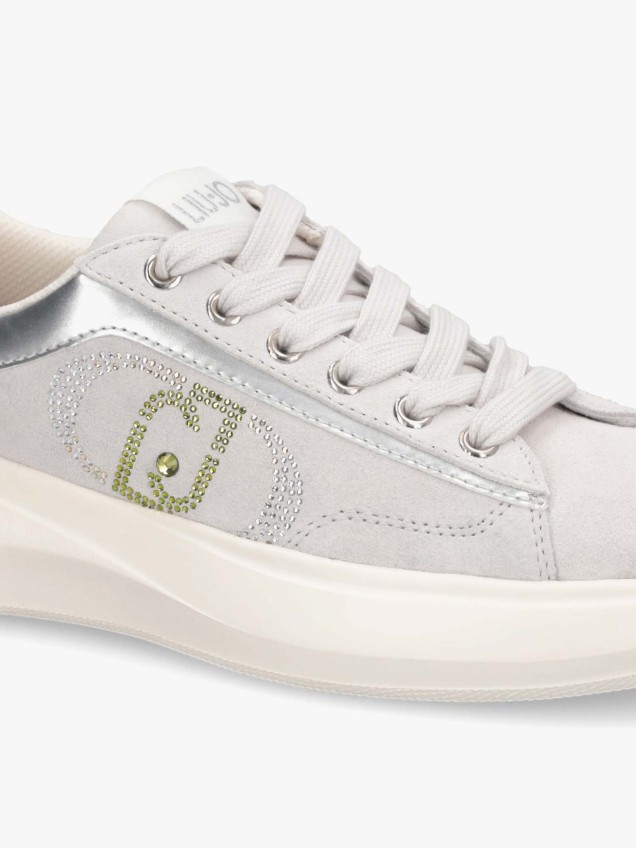 Sapatilhas em Camurça com Sola Plataforma